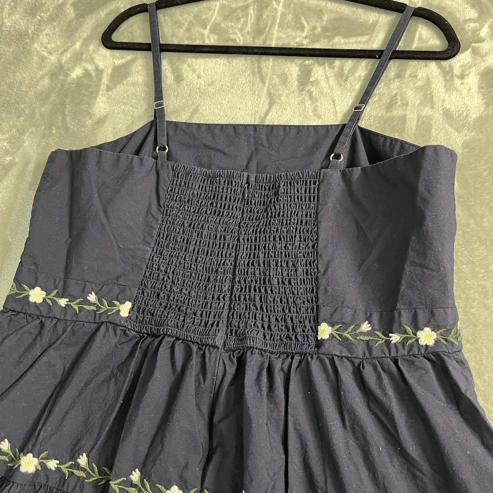 Free Assembly Dress Womens Large Blue Embroidered Daisy Smocked Maxi Sundress - Picture 5 of 7